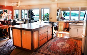 A gourmet kitchen that comes fully stocked. There was even a dozen farm fresh eggs and a bottle of wine waiting for us.