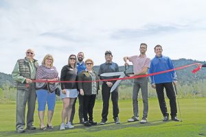 From left to right: Clem Hackworthy, Vicky Jacobson, Head Pro Randi Fischer, Steve Sanchez, Kate McAlister, Bob Witte, Sandpoint Mayor Shelby Rognstad and Idaho Club co-owner Bill Haberman. Photo by Ben Olson.